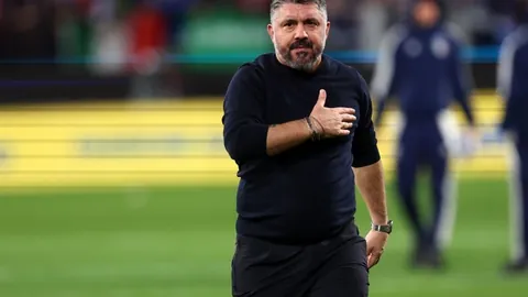 非洲杯强队汇聚！顶级球星萨拉赫领航，阿什拉夫、奥斯梅恩领衔梦幻之师！